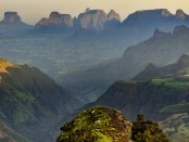 Il Grande Rift dell’Africa orientale, teatro delle primissime fasi dell’evoluzione umana (immagine The Leakey Foundation, 2019)