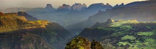 Il Grande Rift dell’Africa orientale, teatro delle primissime fasi dell’evoluzione umana (immagine The Leakey Foundation, 2019)