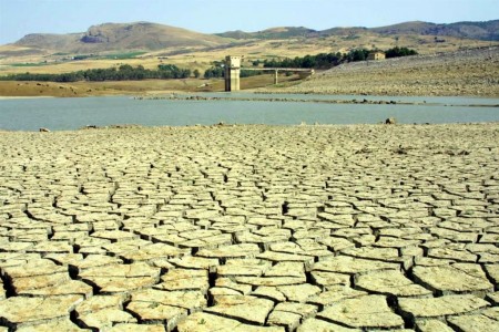 La desertificazione della Sicilia è in atto da alcuni anni (immagine internet)